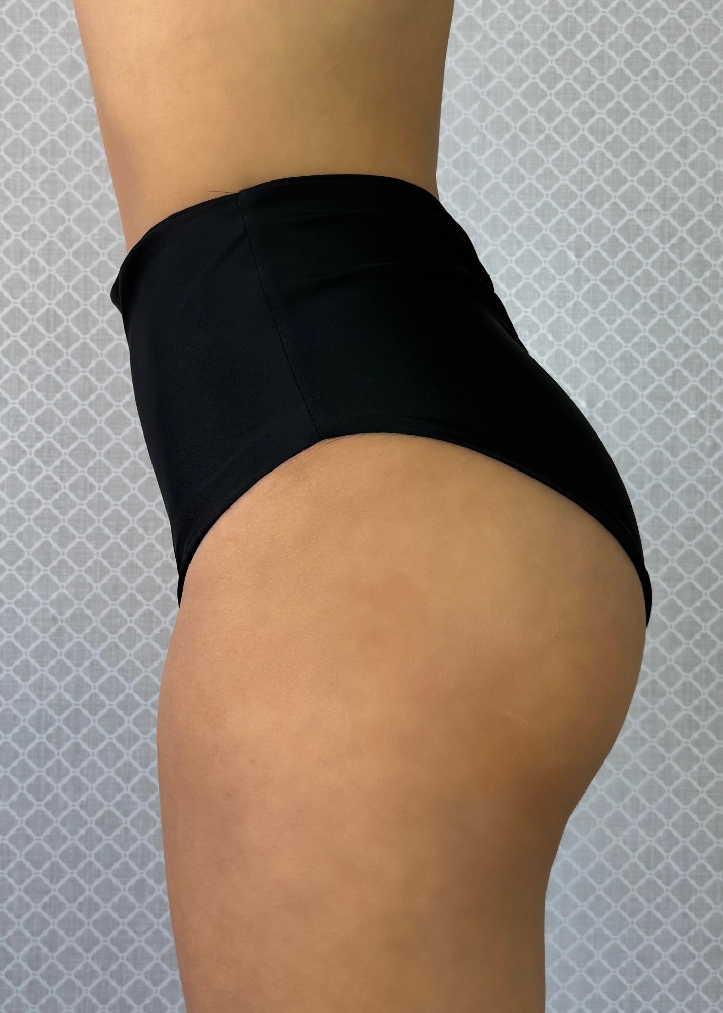 BOTTOM CONTROL DE ABDOMEN UNICOLORES