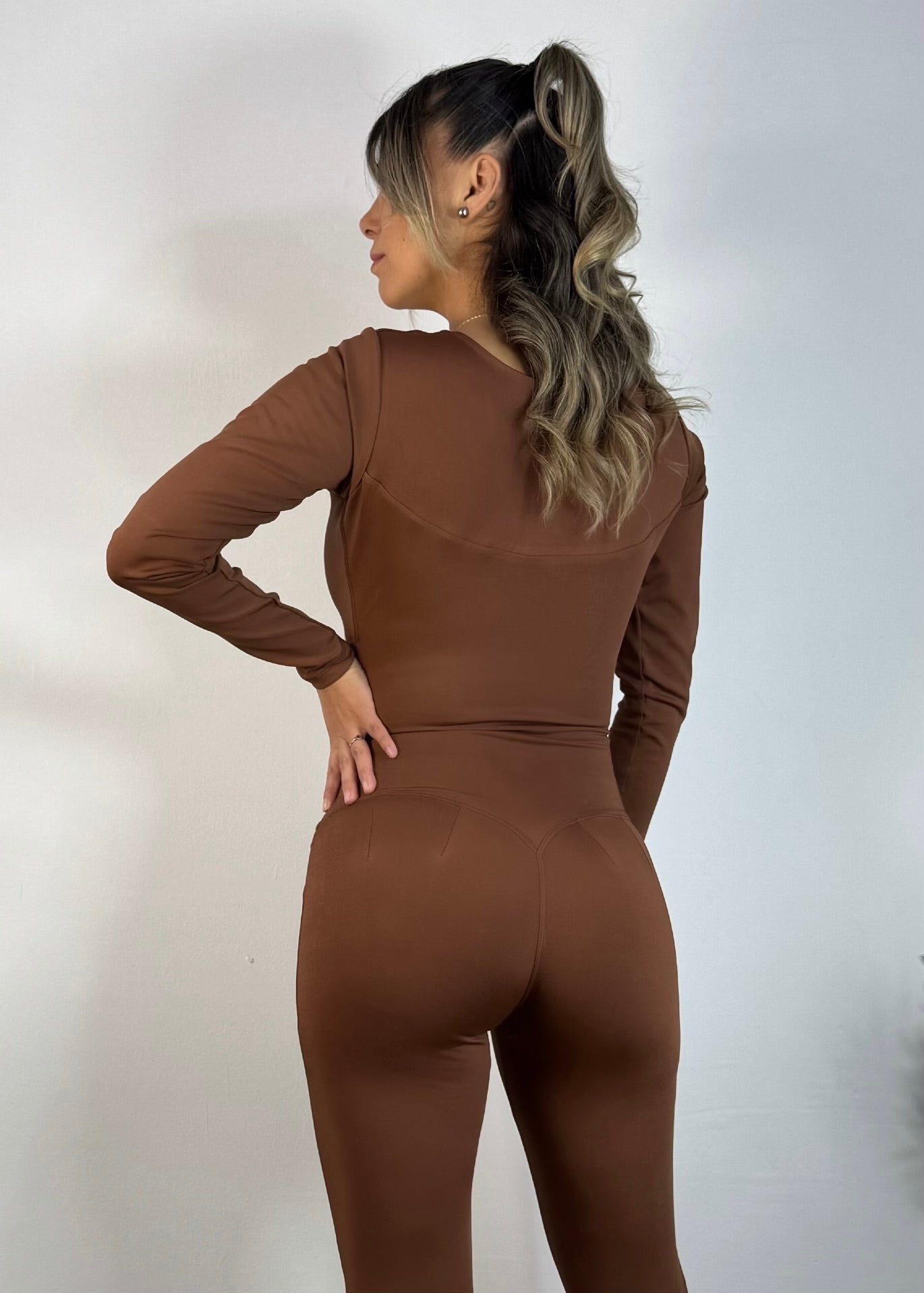 ENTERITO MODELADOR ESCOTE CUADRADO (manga larga)