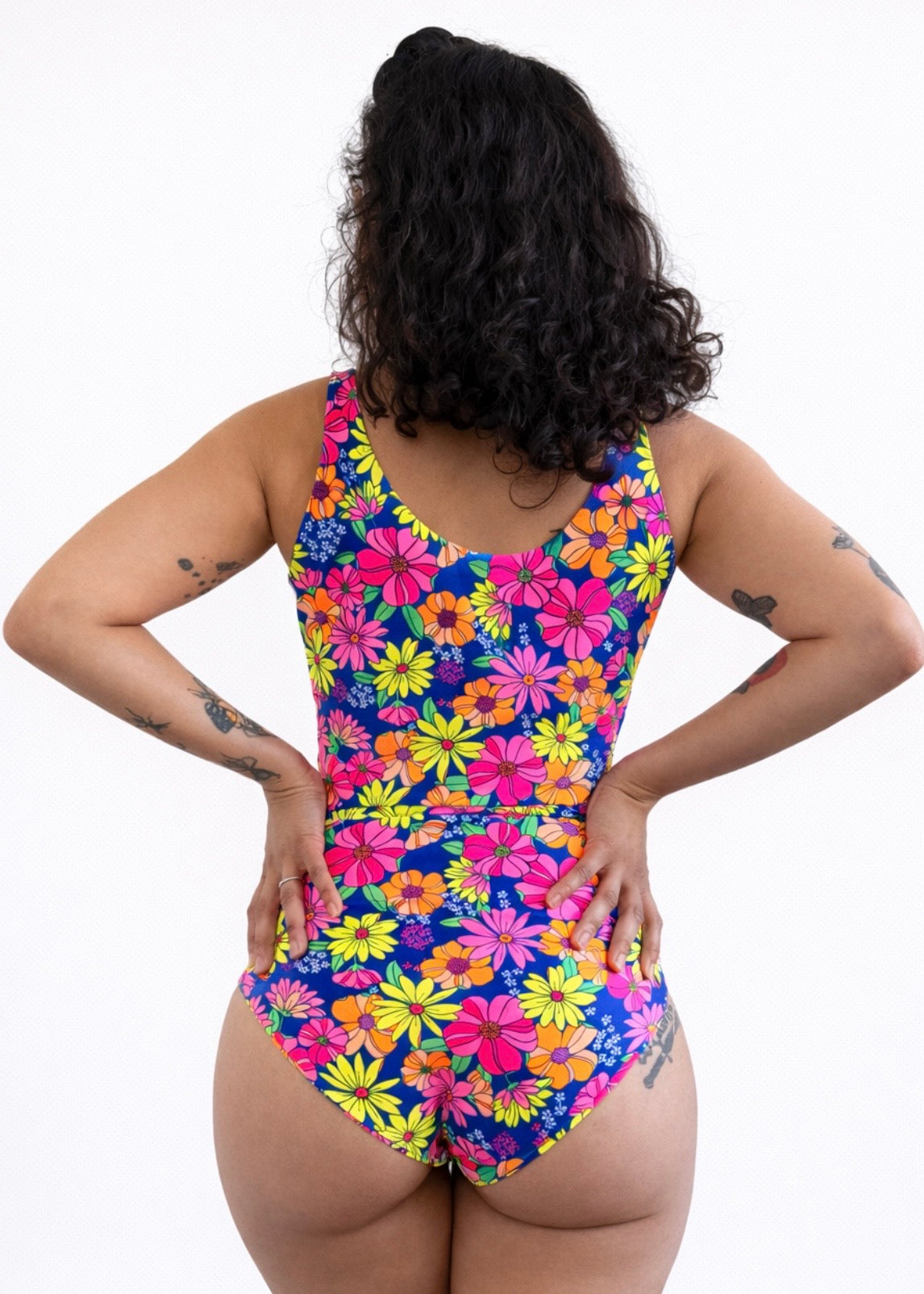 MONOKINI MODELADOR CRUZADO  MULTIFLORAL