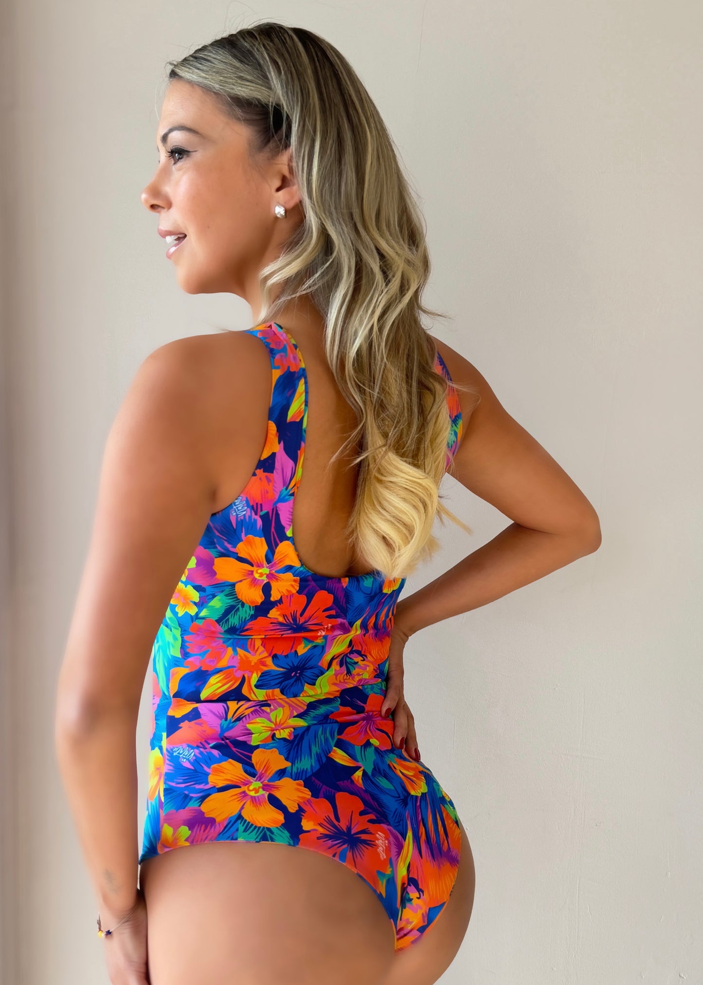 MONOKINI MODELADOR BASIC TAHITI